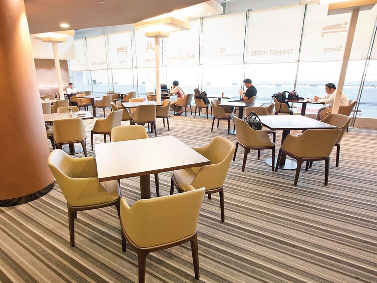 Matina Lounge at ICN airport (T1 Int Dep East Wing)