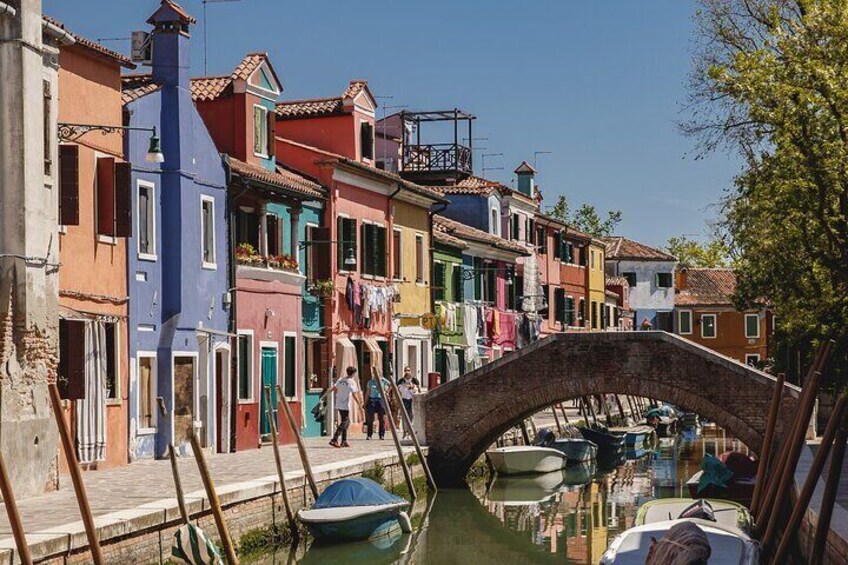 Murano Burano Boat Tour with Glass Blowing