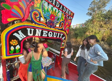 Xochimilco: Mexican Fiesta with Unlimited Drinks