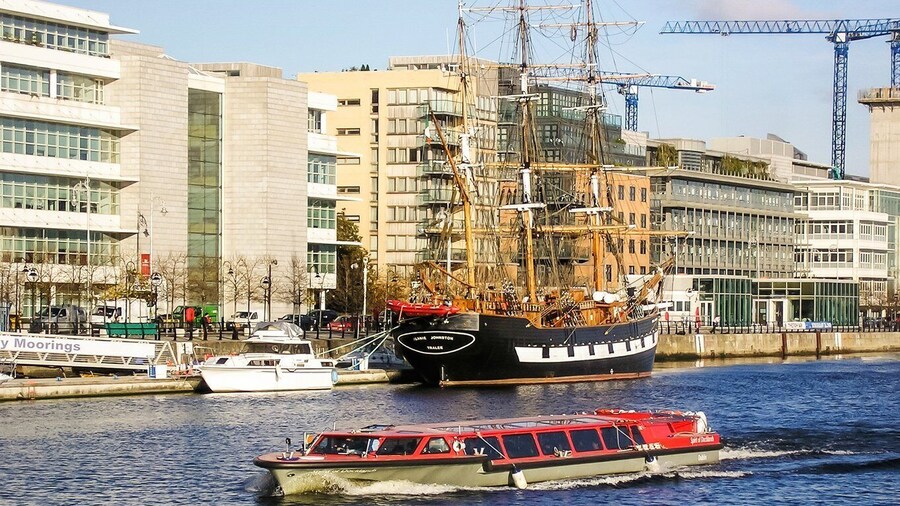 Dublin: River Liffey Sightseeing Cruise