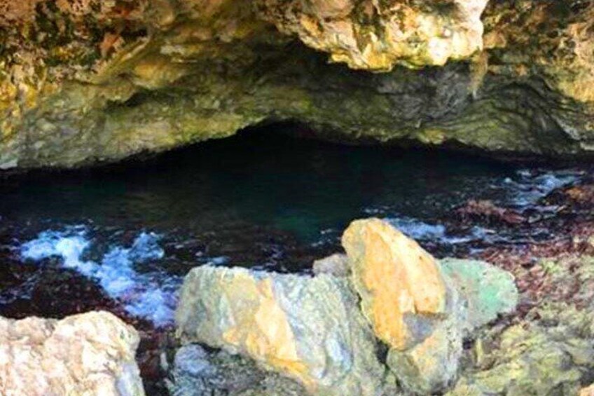 UNDERWATER CAVE