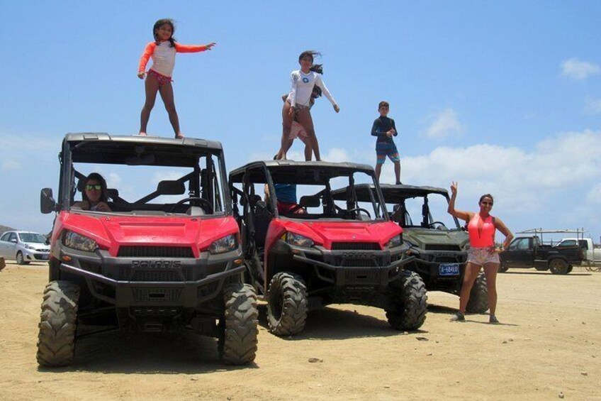 See the highlights of Aruba!