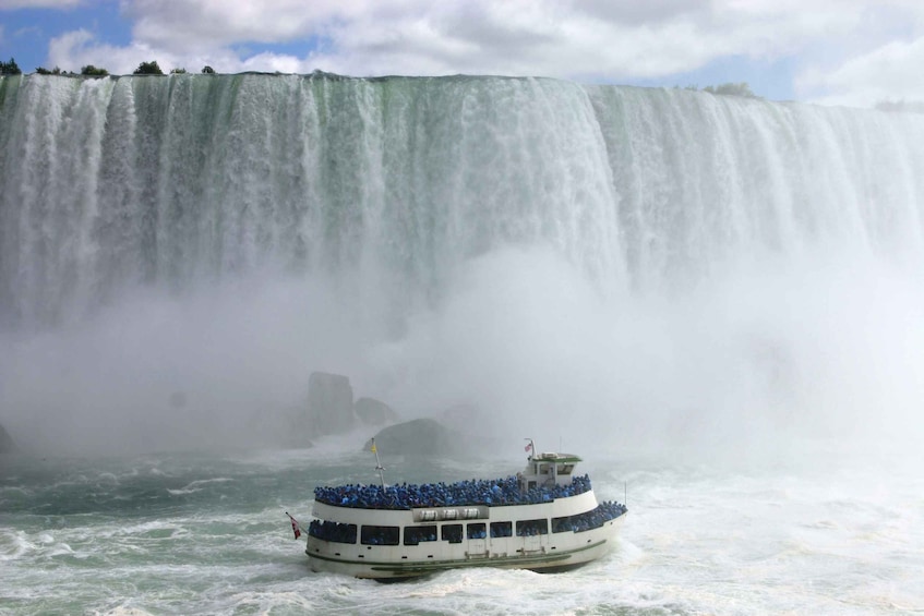 Picture 2 for Activity Niagara Falls, USA: Guided Tour with Maid of the Mist Cruise