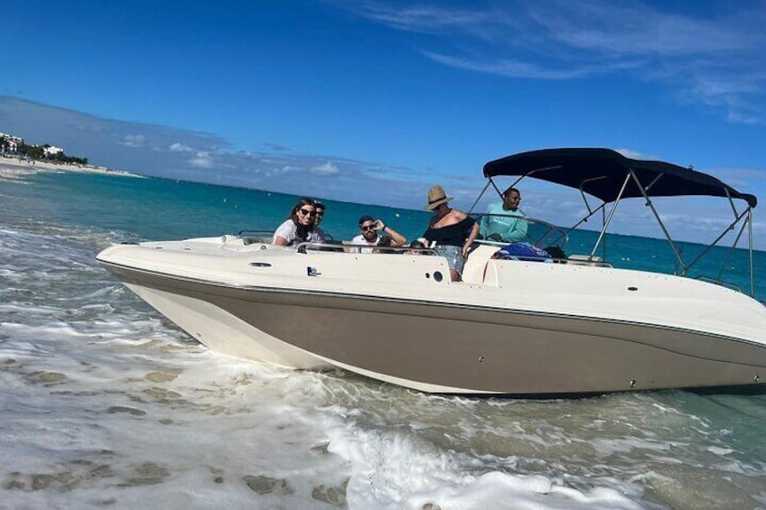  Private Half Day Charter Tour in Turks and Caicos 