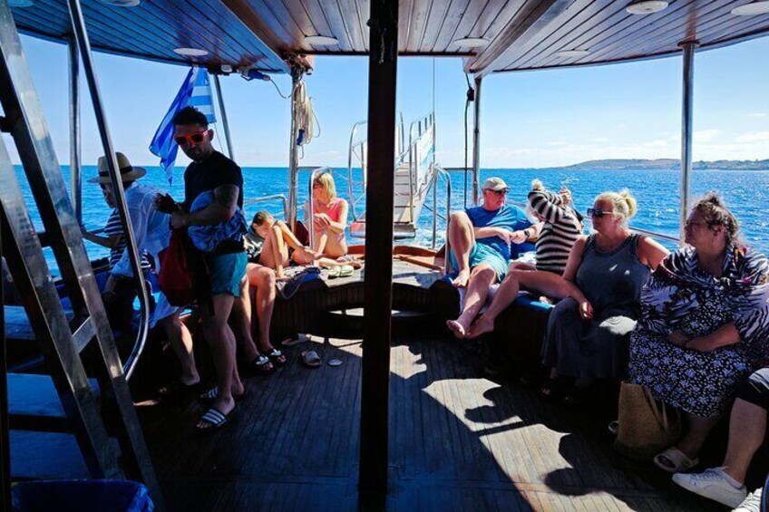 Dreamy Sails Daily Cruises at Argostoli Kefalonia Island