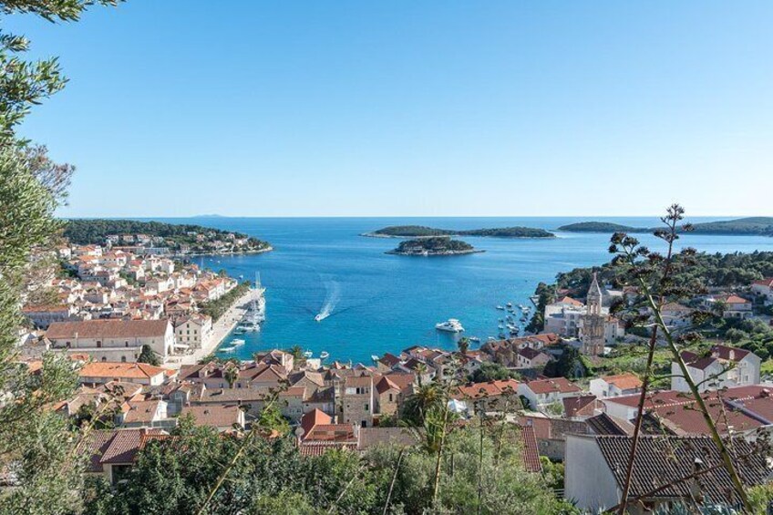 Private day trip to Hvar and Blue lagoon with Snorkeling 