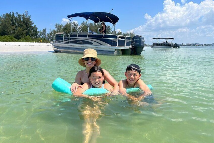 Half Day Eco and Dolphin Boat Tour in Siesta Key 