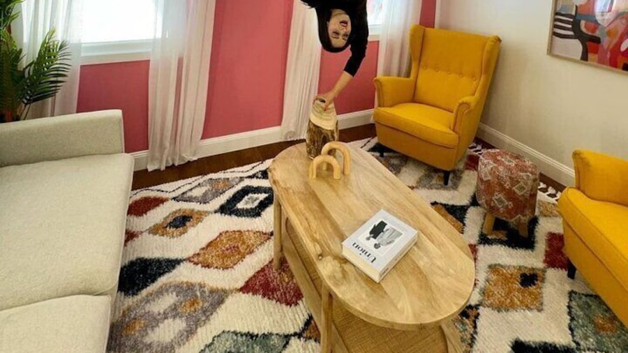 Upside Down House Photo Experience in Australia