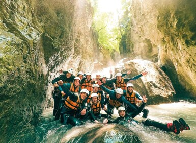 Fra Interlaken: Lokal canyoning-tur