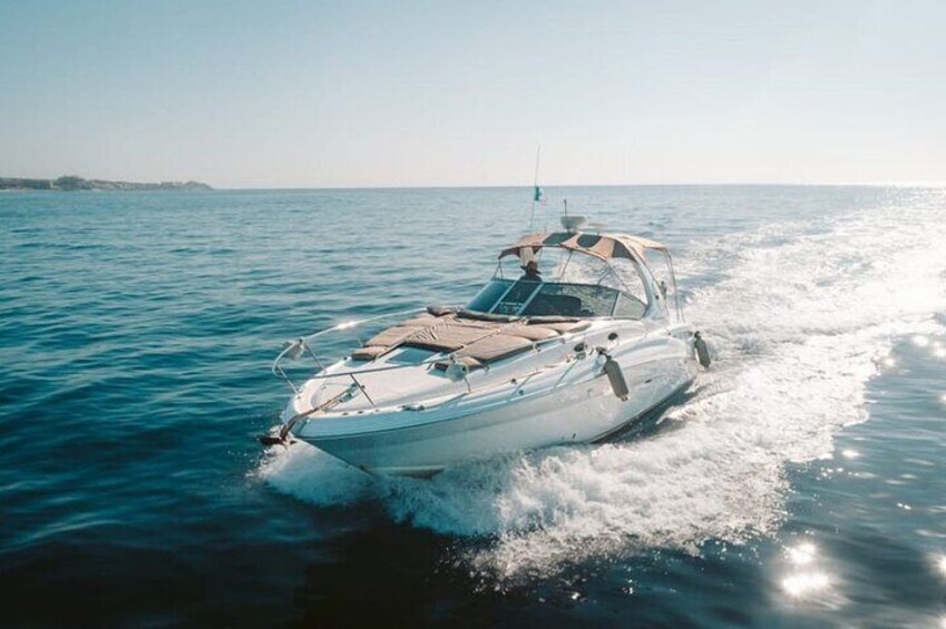 32 ft. Private Yacht for 3 Hours (8 guests max)