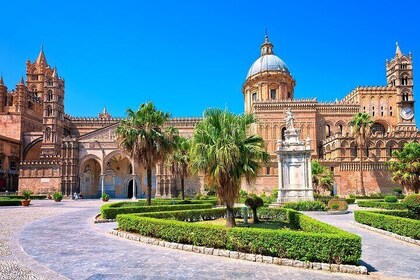 Half day tour in the historic center of Palermo