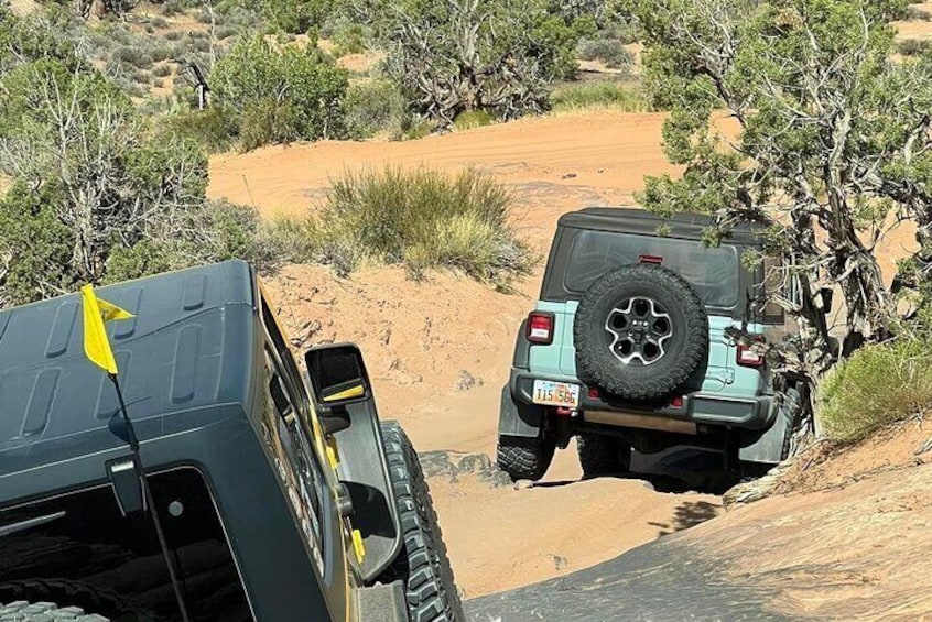 Sunset Private 4x4 Guided Jeep Experience in Moab