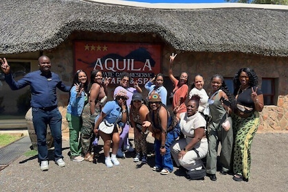 Aquila Safaris Park with Transport and Lunch private tour