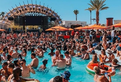 Las Vegas Strip: 3 fermate di festa in piscina con il party bus
