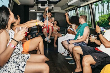 Strip de Las Vegas : 3-Stop Pool Party Crawl avec Party Bus