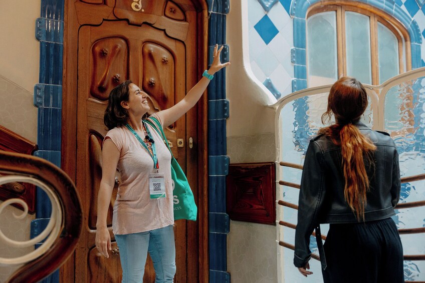 Alone in Casa Batlló: VIP Early Access Tour