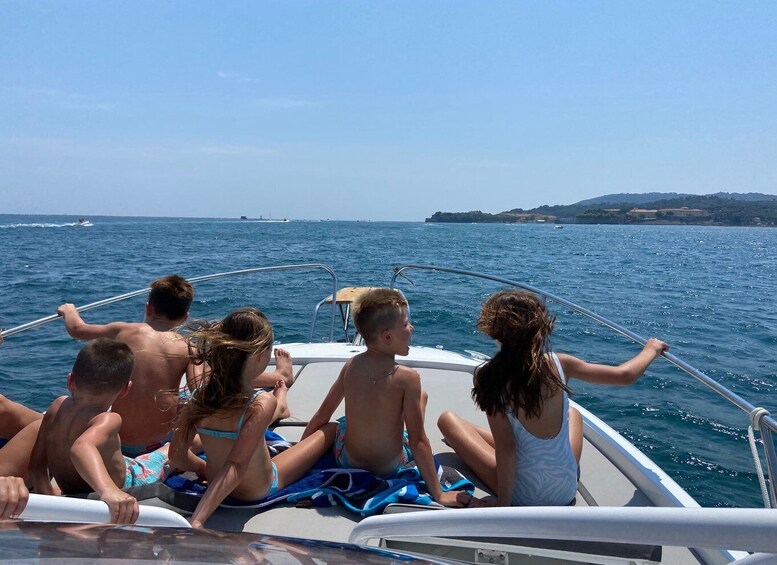 Picture 33 for Activity From La Spezia: 5 Terre Private Boat Tour (Lunch and Drinks)