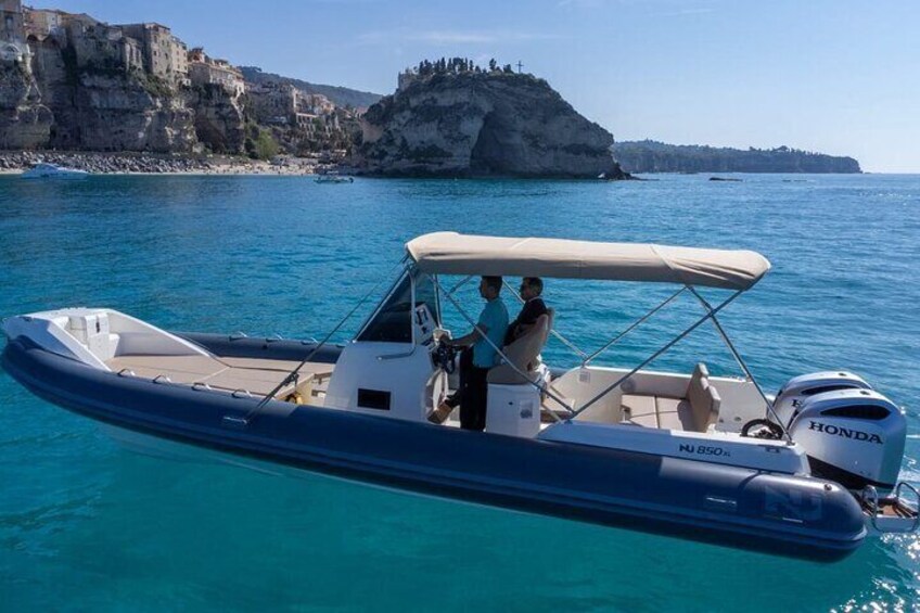 Sunset boat tour along the Costa degli Dei