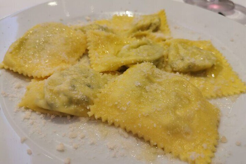 Parmigiano Parma Prosciutto Traditional balsamic Tour in Bologna