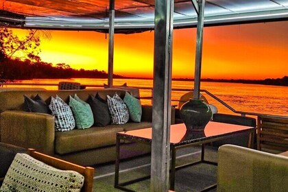  Sunset Safari Cruise på Zambezi-floden