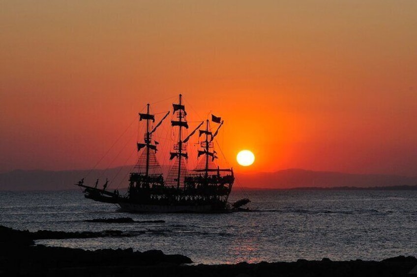 Alanya Luxury Pirate Party Boat Tour