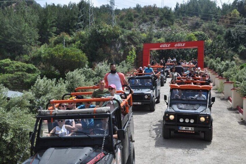 Alanya Jeep Safari Tour with Lunch at Dim River