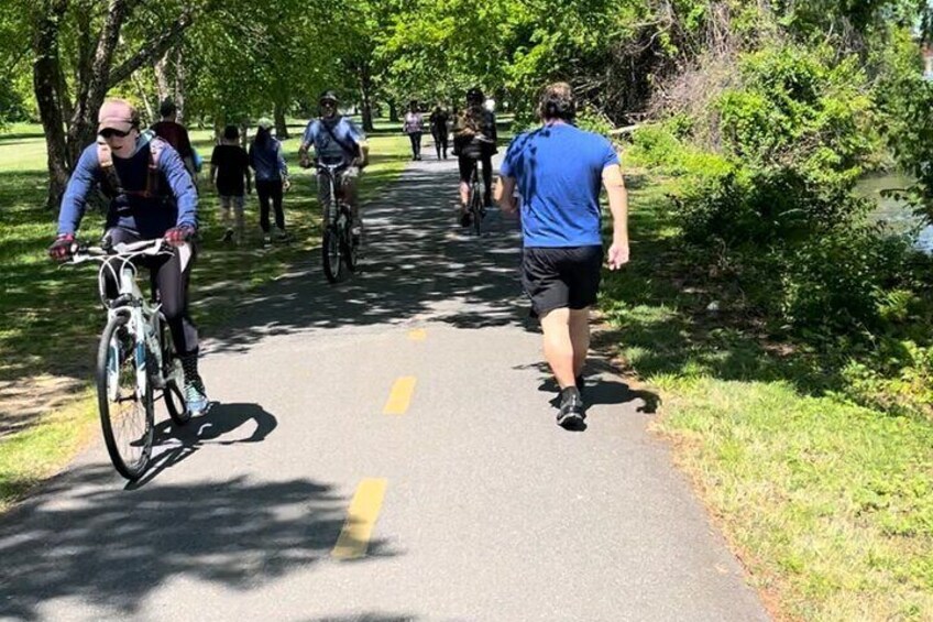 Riding to DC on the Mount Vernon Trail