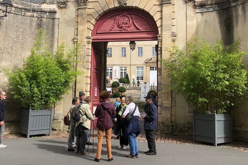 Historic Bayeux Daily Group City Tour In English 2 hours (March-Sept)