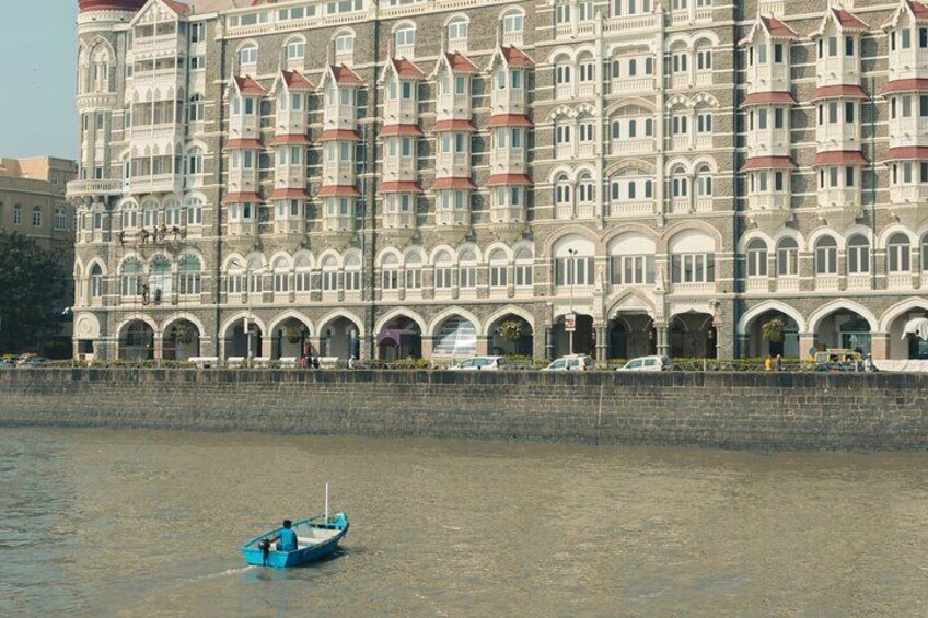 Ultimate Mumbai Sightseeing Tour by Private Vehicle