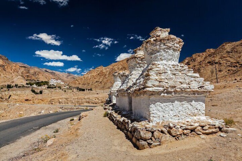 6 Day Leh Ladakh Tours Packages to Nubra Valley and Pangong Lake