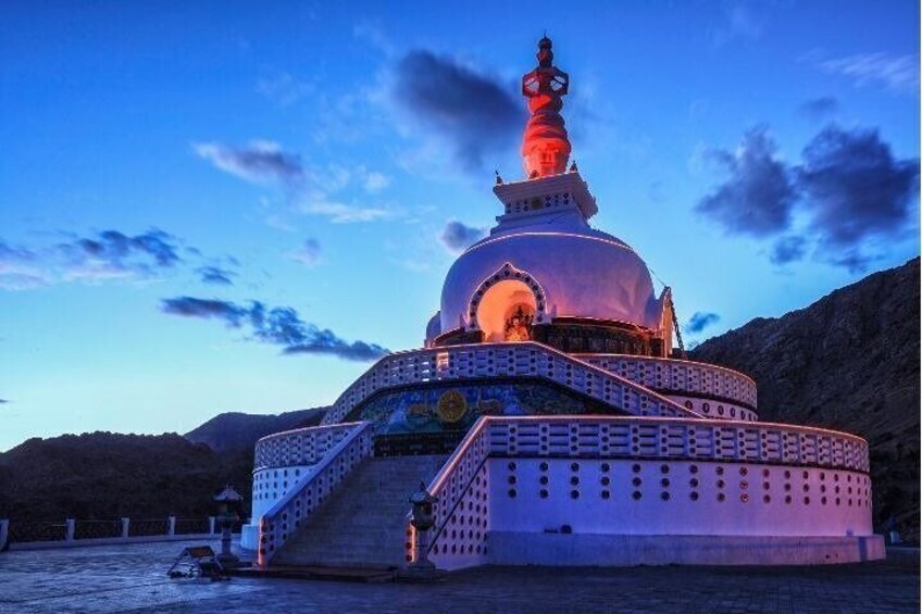 Shanti Stupa