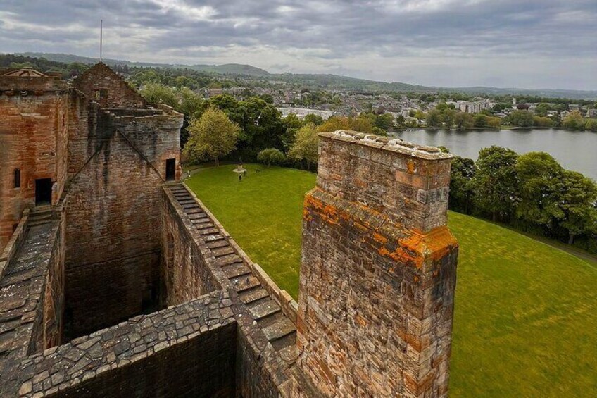 Stop off at the birthplace of Mary, Queen of Scots, and explore the grounds where she once roamed. This historic site has also been visited by other past royals.