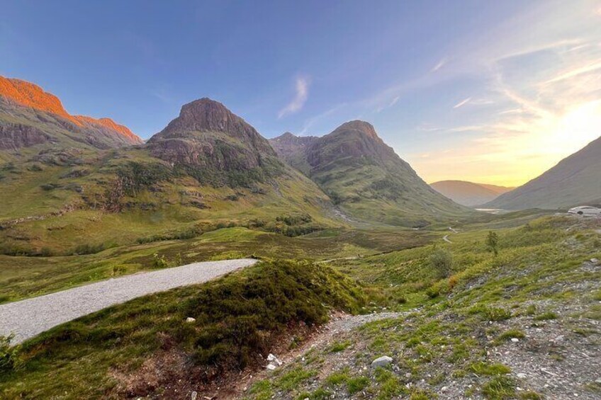 Stop off at the three sisters to soak in this amazing breath taking view.