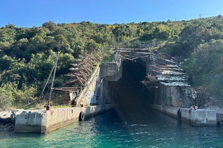  Private Speedboat Tour in Lux Marina and Secluded Beach 4H