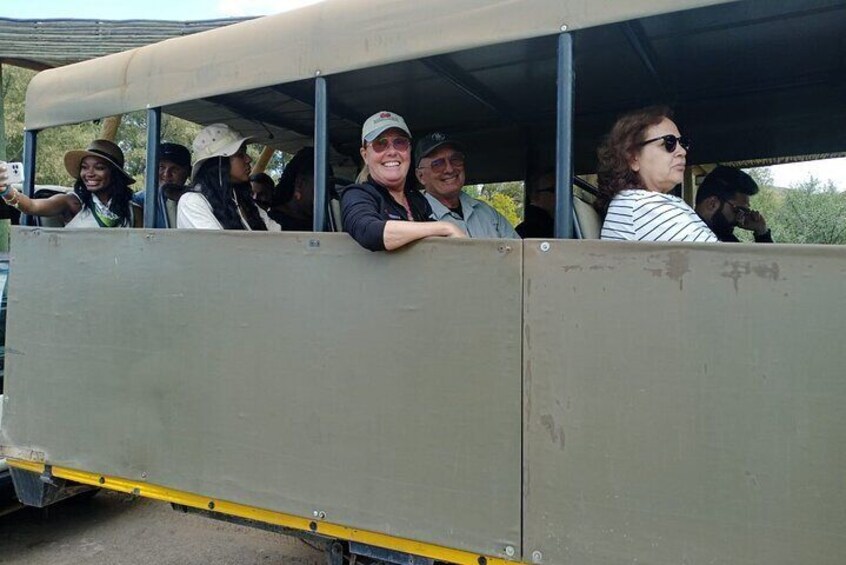 2 Days Aquila Afternoon Safari Big5 and Robben Island Tour