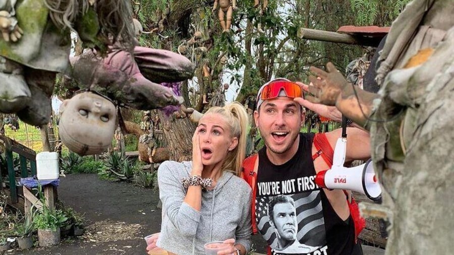 Private tour to the spooky Island of the Dolls in Xochimilco
