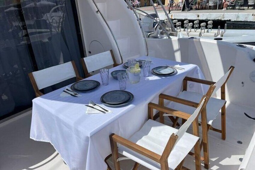  Fuengirola Boat Activity with Champagne Dinner and Sunset