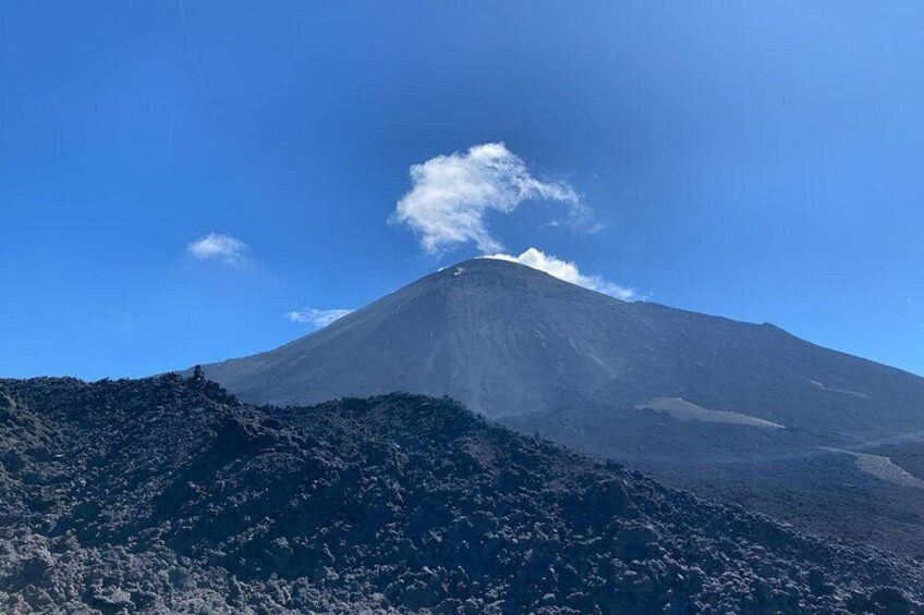 Pacaya Volcano Tour From Antigua in English and Spanish