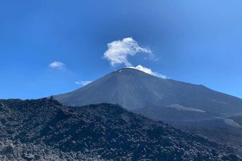 Pacaya Volcano Tour From Antigua in English and Spanish