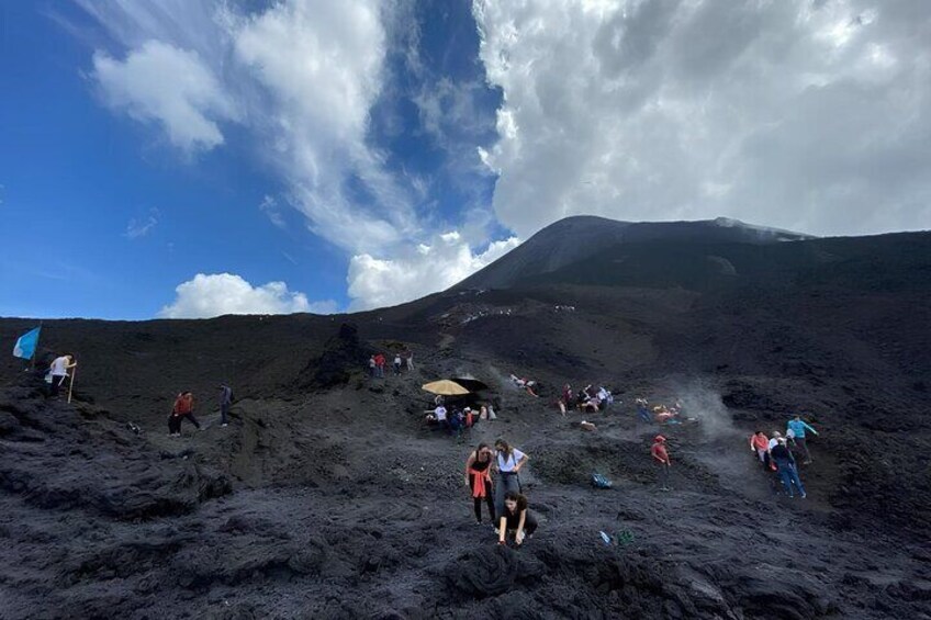 Pacaya Volcano Tour From Antigua in English and Spanish