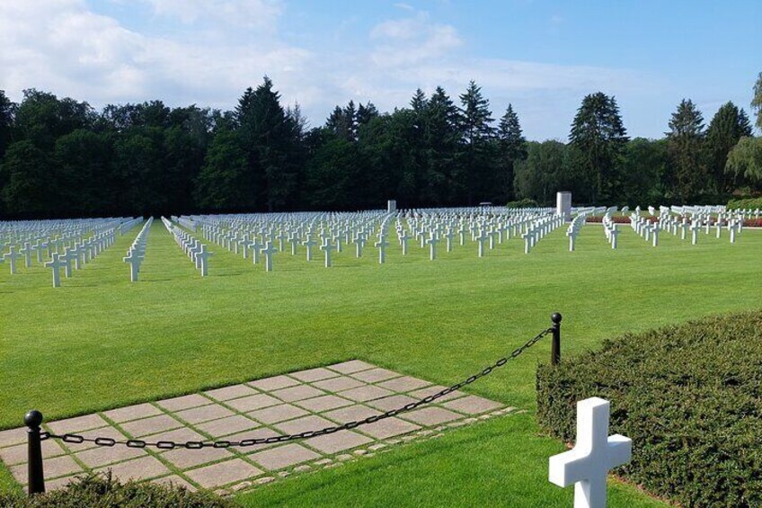 Luxembourg American Cemetery and Memorial Tour with the City Bus
