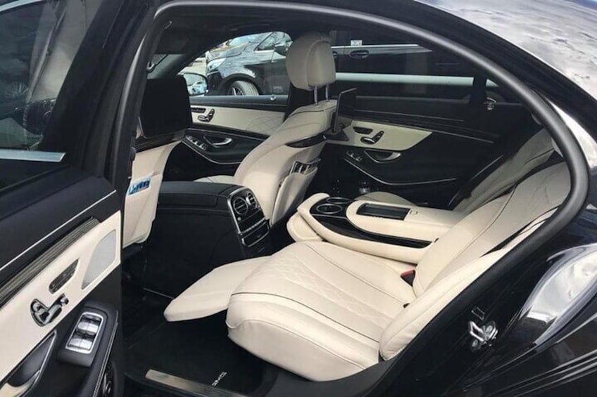 Cambridge Day Tour with Private Chauffeur Limousine Services