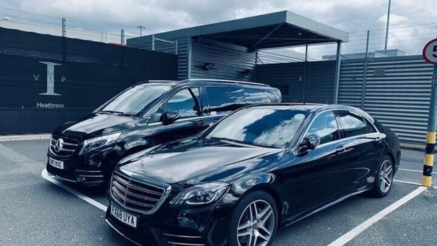 Cambridge Day Tour with Private Chauffeur Limousine Services