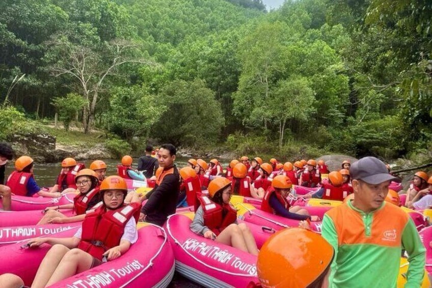 From Da Nang: Full-Package Rafting & Zipline Tour with Lunch