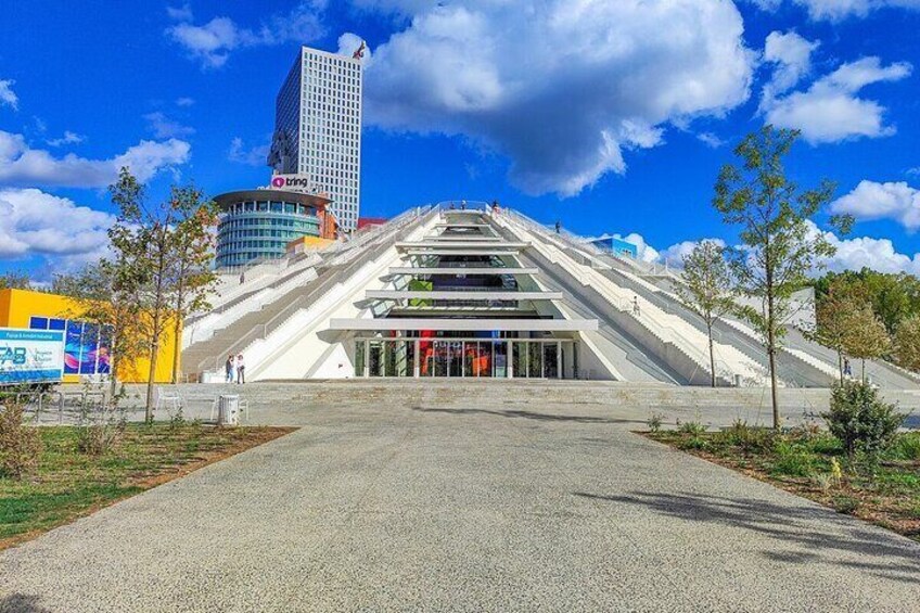 Tirana Bike Tour, History, Culture and Visit to Artificial Lake