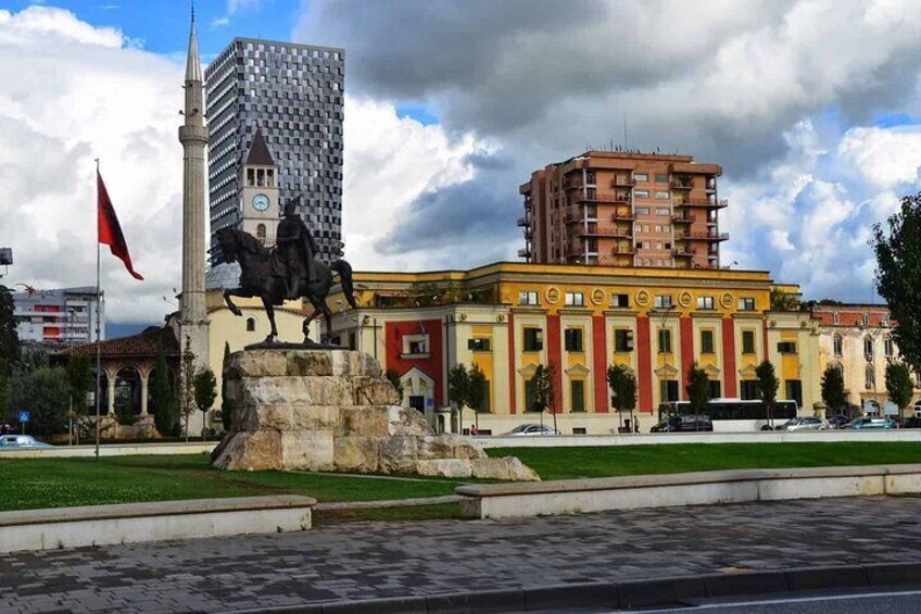 Tirana Bike Tour, History, Culture and Visit to Artificial Lake