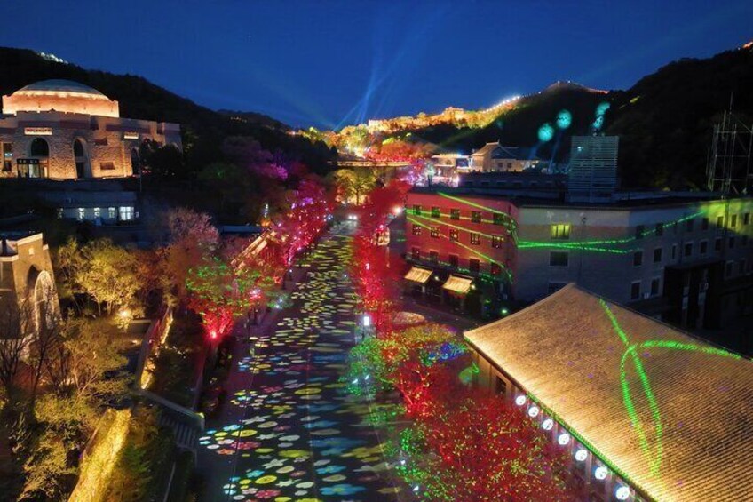 Badaling Great Wall Night Tour with Spectacular Live Performance