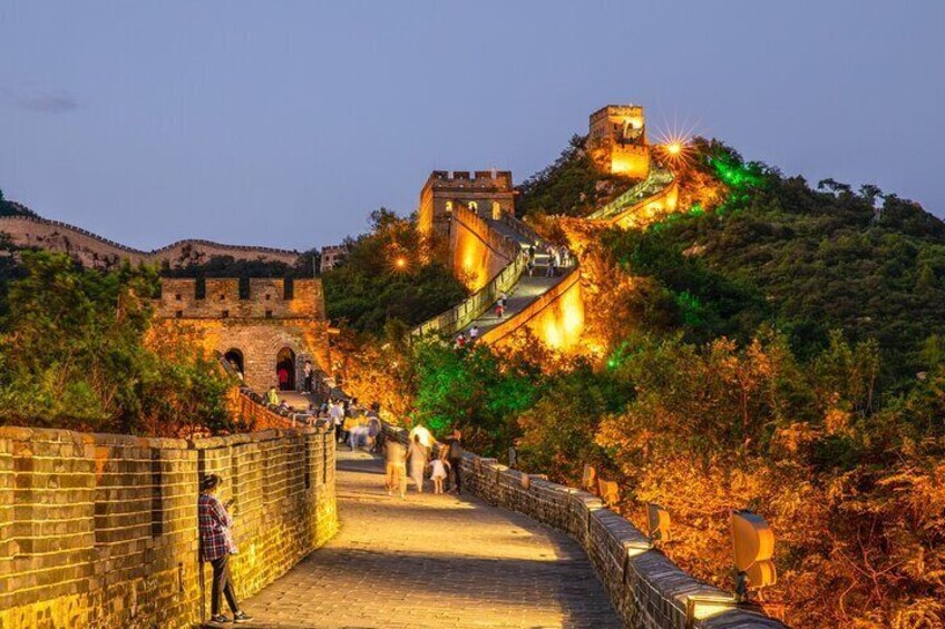 Badaling Great Wall Night Tour with Spectacular Live Performance