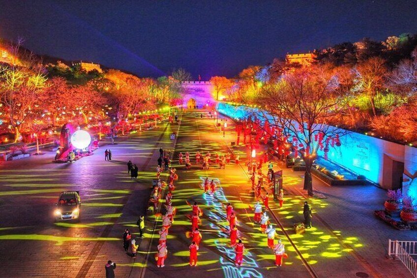 Badaling Great Wall Night Tour with Spectacular Live Performance