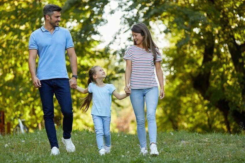  Family Walking Tour in Canberra in Capital Wonders